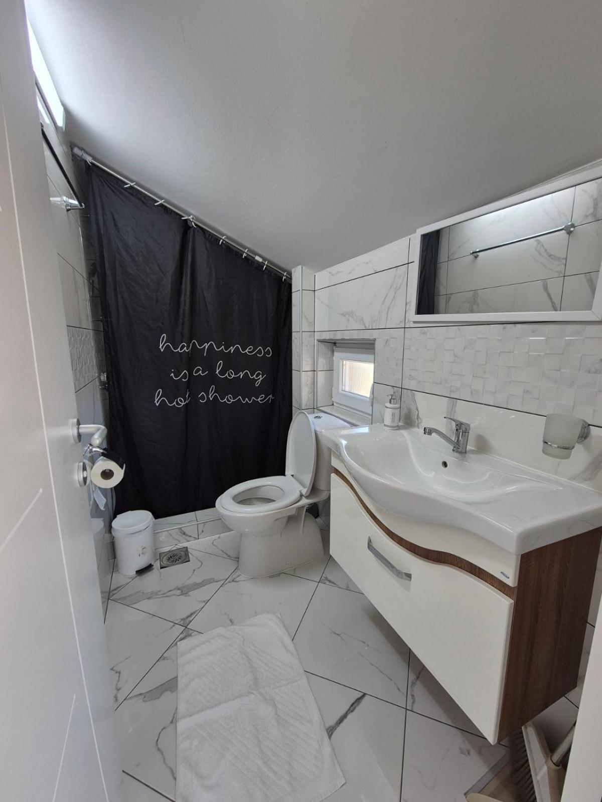 Apartmani "Roshu" Soko Banja Esterno foto