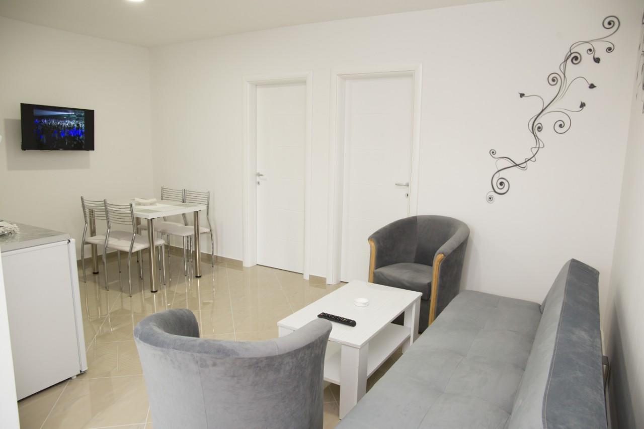 Apartmani "Roshu" Soko Banja Esterno foto