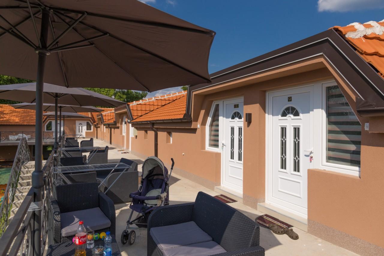 Apartmani "Roshu" Soko Banja Esterno foto