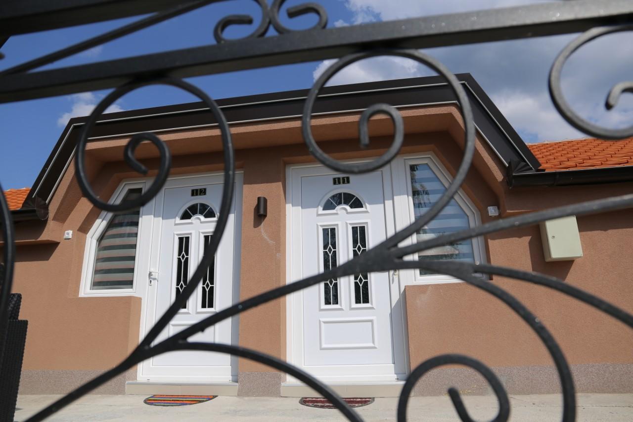 Apartmani "Roshu" Soko Banja Esterno foto